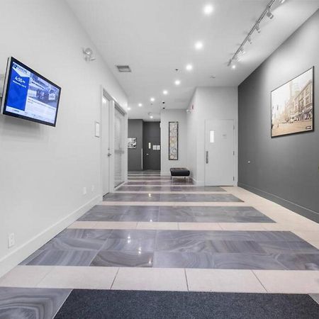 Top Floor Unit On Granville Strip Yaletown Area 밴쿠버 외부 사진