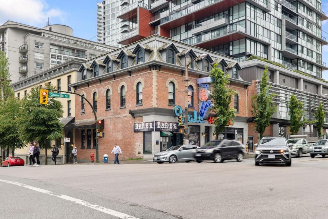 Top Floor Unit On Granville Strip Yaletown Area 밴쿠버 외부 사진